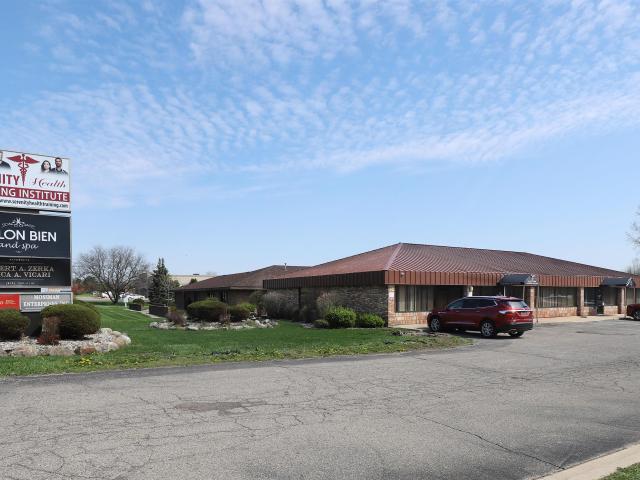 Commercial for sale in Flint Charter Township, Genesee County