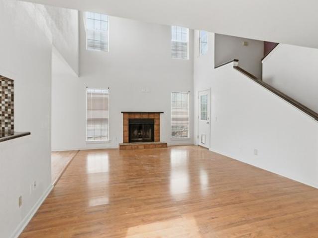 Townhouse for sale in Leesville, Texas
