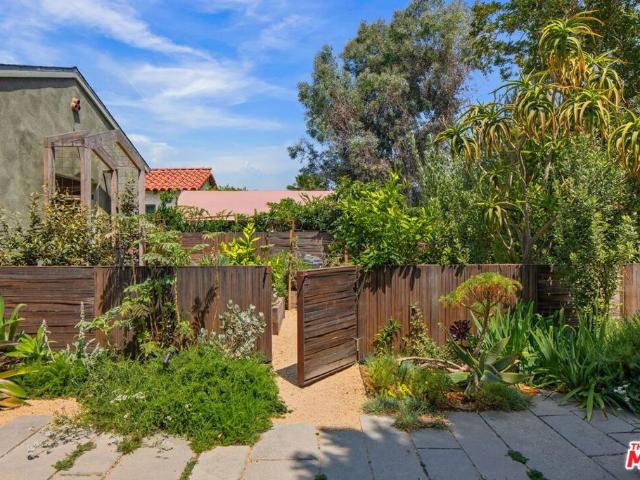 House for sale in Canoga Park, California