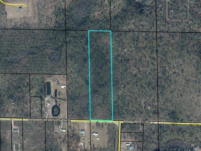 House for sale in Altha, Florida