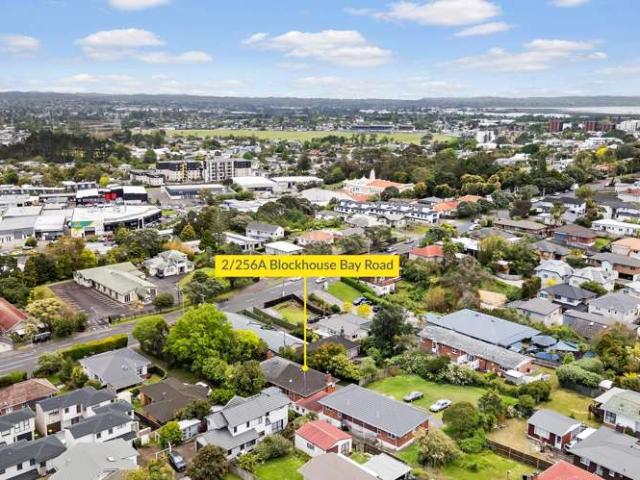 Apartment for sale in Avondale, Auckland