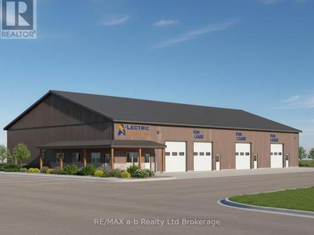 Commercial for rent in Norwich, Ontario