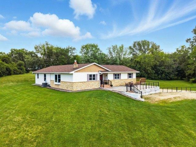House for sale in Lakeville, Minnesota