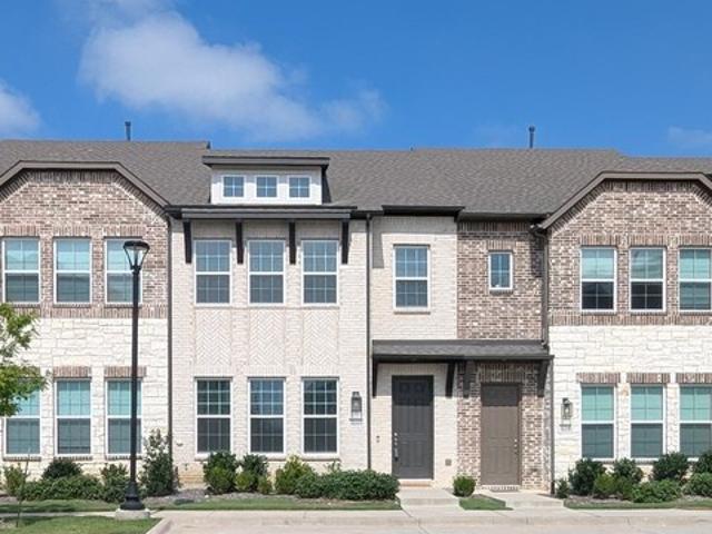 Townhouse for sale in Allen, Texas