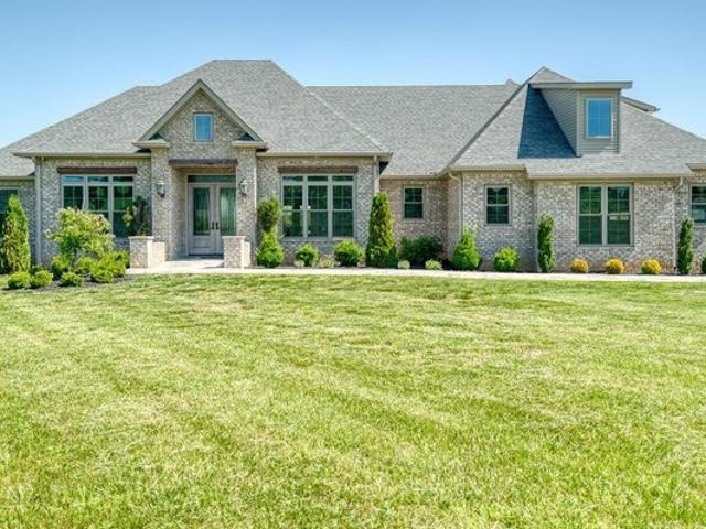 House for sale in Auburn, Kentucky