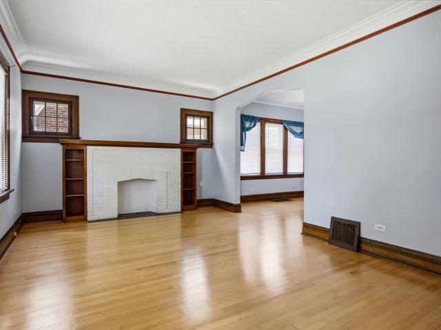 House for sale in Blue Island, Illinois