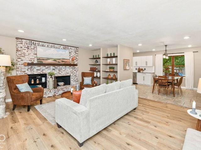 House for sale in Cicero, Hamilton County