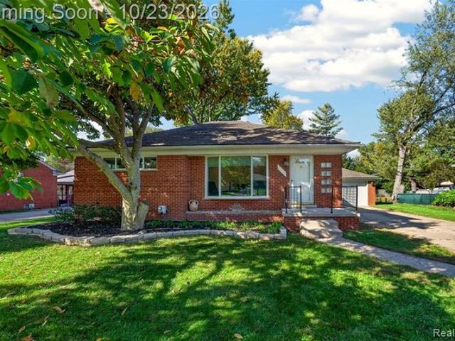 House for sale in Sylvan Manor, West Bloomfield Township