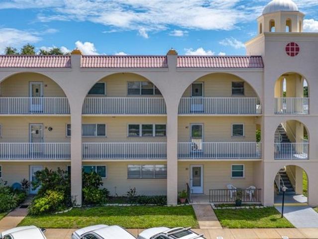 Condo for sale in Clearwater, Florida