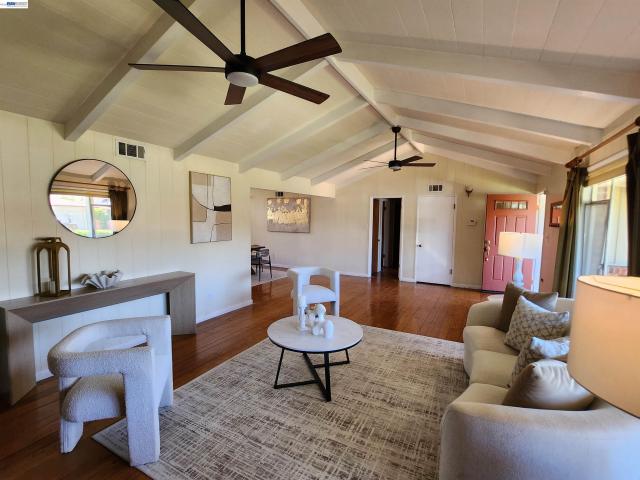 House for sale in Hayward, California