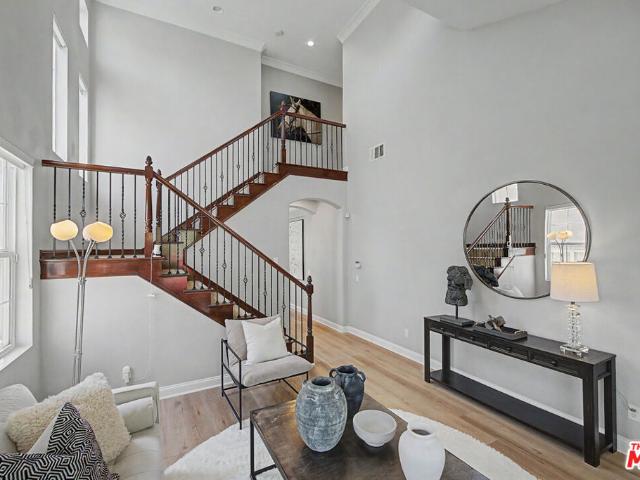 House for sale in Signal Hill, Los Angeles County