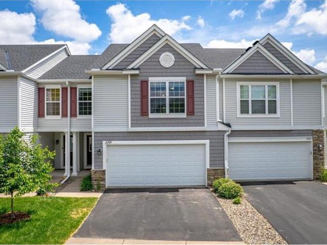 Townhouse for sale in Woodbury, Minnesota