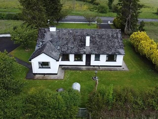 Detached House for sale in Corry, Connacht