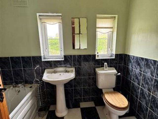 Detached House for sale in Carrickmacross, Ulster