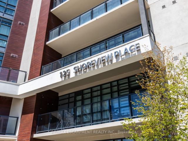 Condo for sale in Ancaster, Ontario