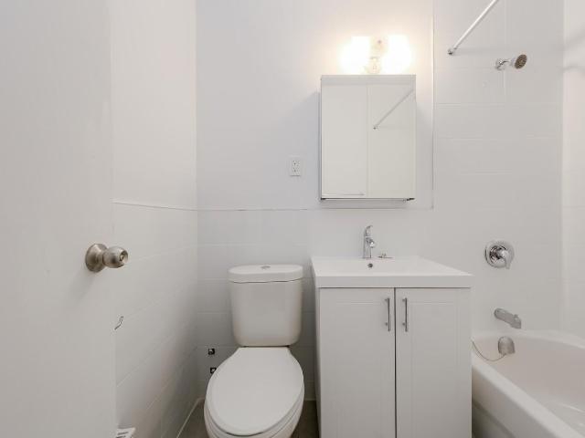 Apartment for rent in Toronto, Golden Horseshoe