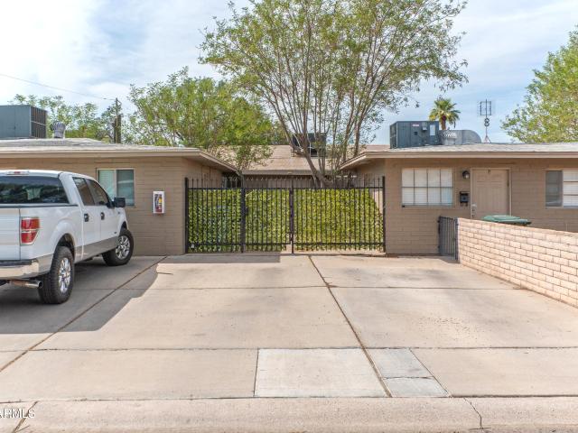 House for sale in Laveen, Arizona