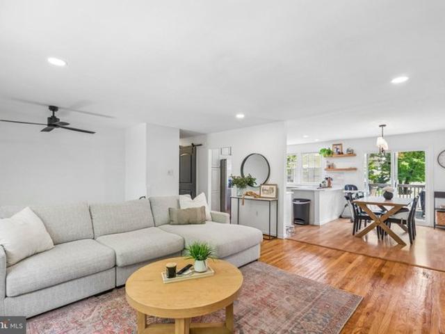 House for sale in Woodbury Heights, New Jersey