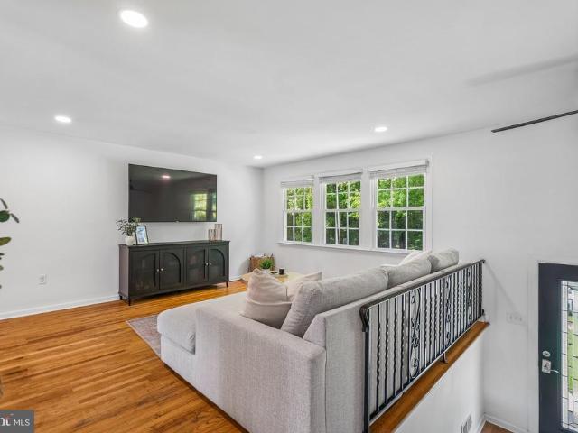House for sale in Woodbury Heights, New Jersey