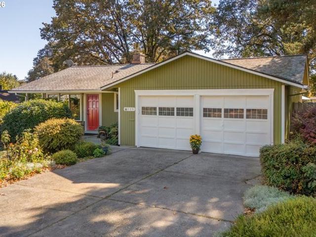 House for sale in West Saint Helens, Saint Helens