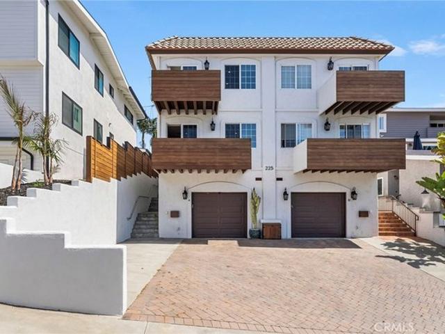 Townhouse for sale in San Clemente, California