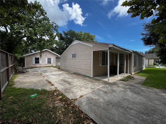 House for sale in La Marque, Galveston County