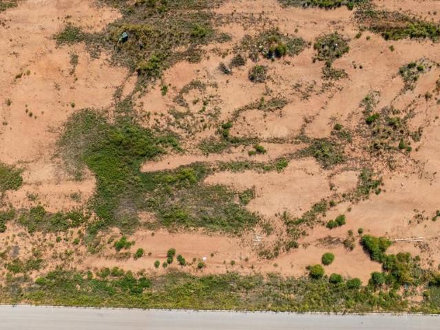 Land for sale in Taylor, Texas