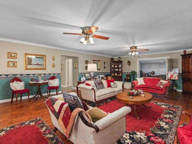 House for sale in Cadiz, Kentucky
