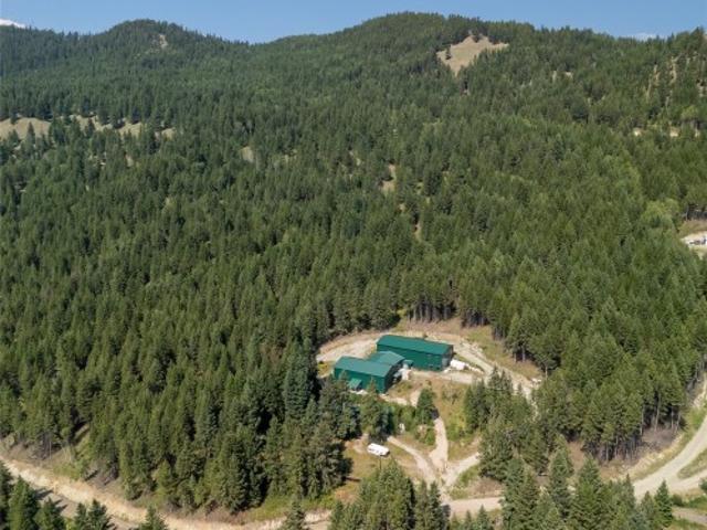 House for sale in Carmi, Area E (Beaverdell/West Boundary)