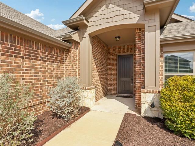 House for sale in Ellis, Texas