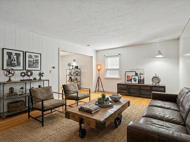 House for sale in Highwood, Illinois
