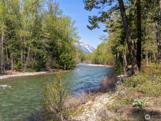 House for sale in Mazama, Washington