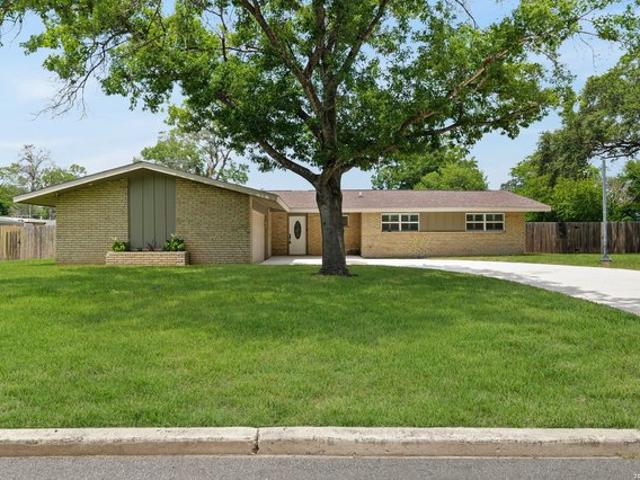 House for sale in Windcrest, Texas