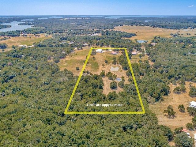 House for sale in Collinsville, Grayson County