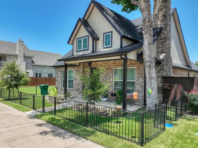 House for sale in Ellis, Texas