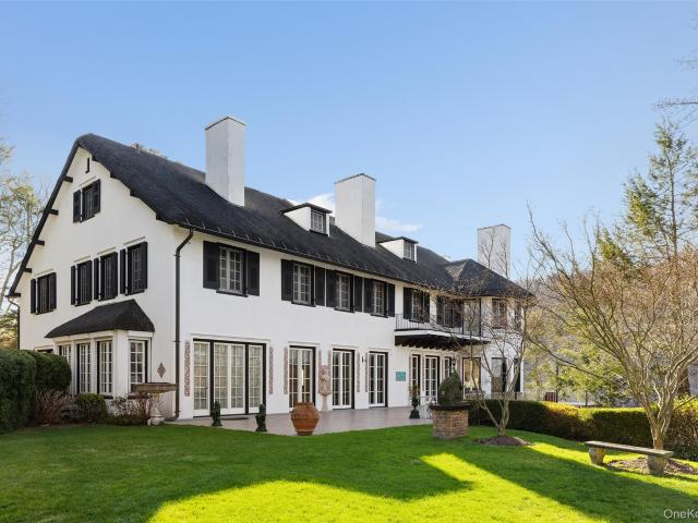 House for sale in Southfields, New York