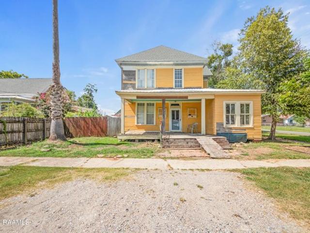 House for sale in Crowley, Acadia Parish
