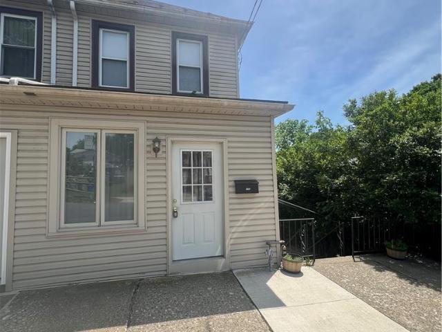 House for sale in Easton, Pennsylvania