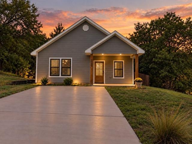 House for sale in Denison, Grayson County