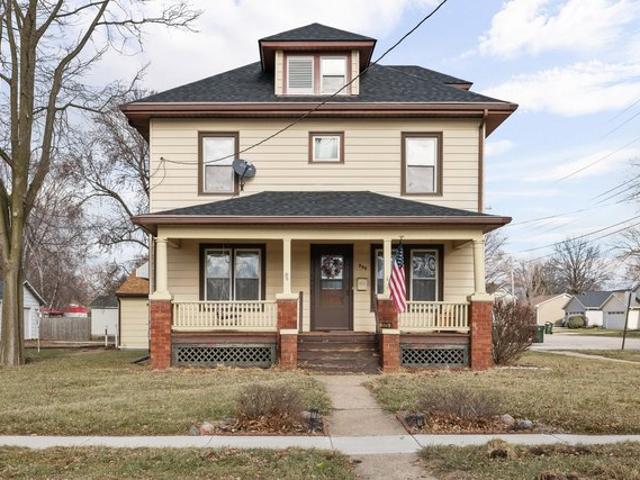 House for sale in Geneseo, Illinois