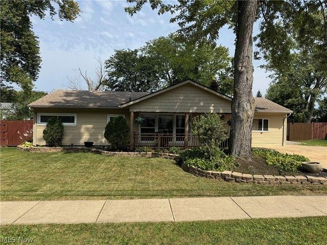 House for sale in Lagrange, Ohio