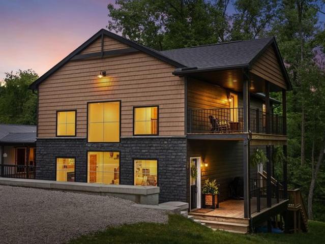 House for sale in Howard, Ohio