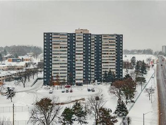 Condo for sale in Waterloo, Ontario