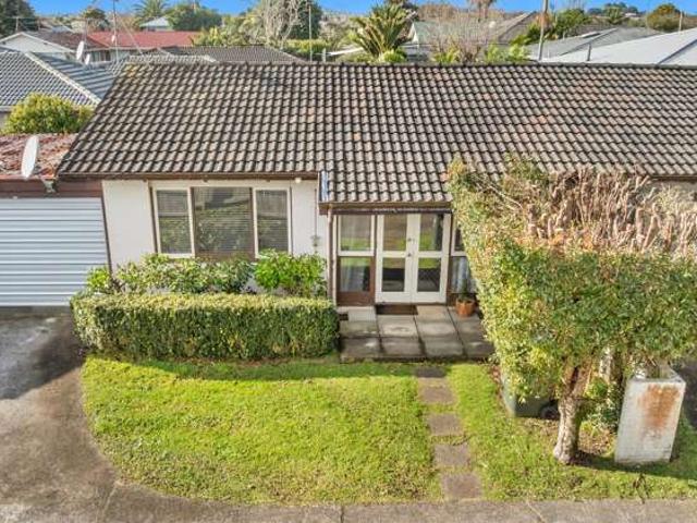Apartment for sale in Balmoral, Oroua County