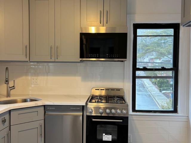 Property for rent in Nassau, New York