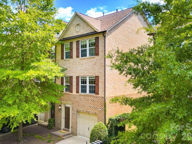 Townhouse for sale in Mecklenburg, North Carolina