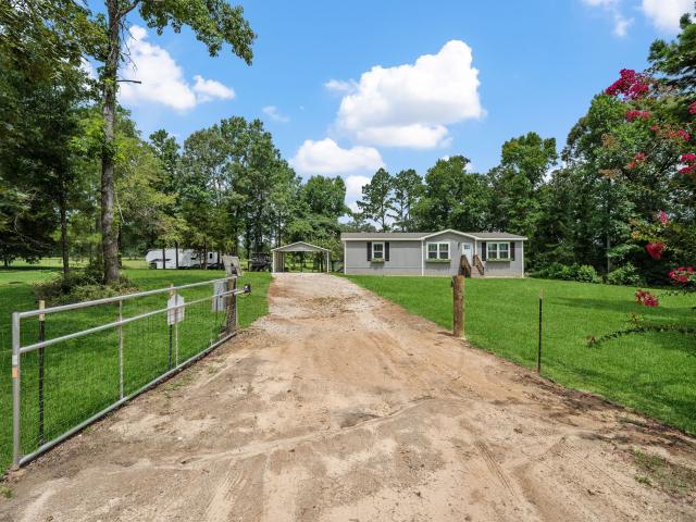 House for sale in Livingston, Polk County