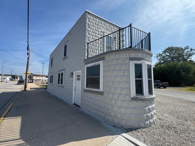 House for sale in Clay City, Illinois