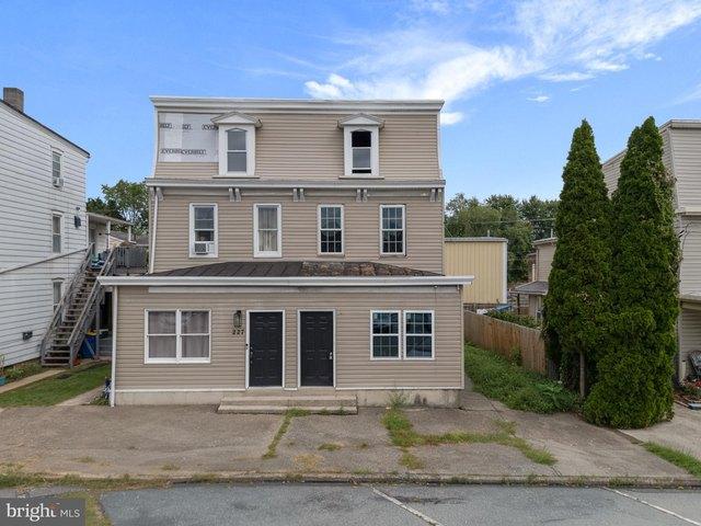 Townhouse for sale in Cumberland, Pennsylvania