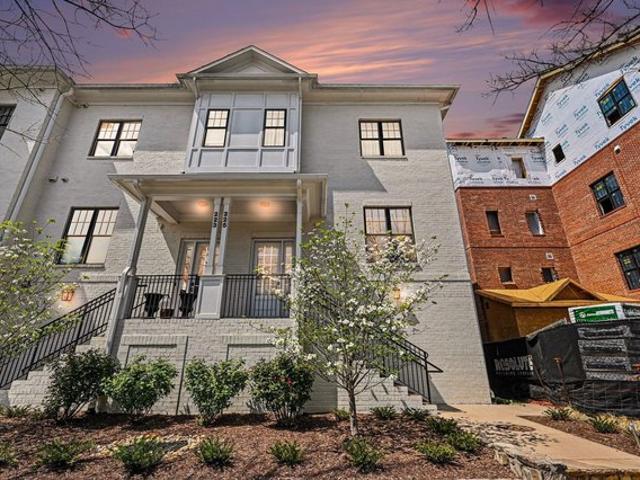 Condo for sale in Chapel Hill, North Carolina
